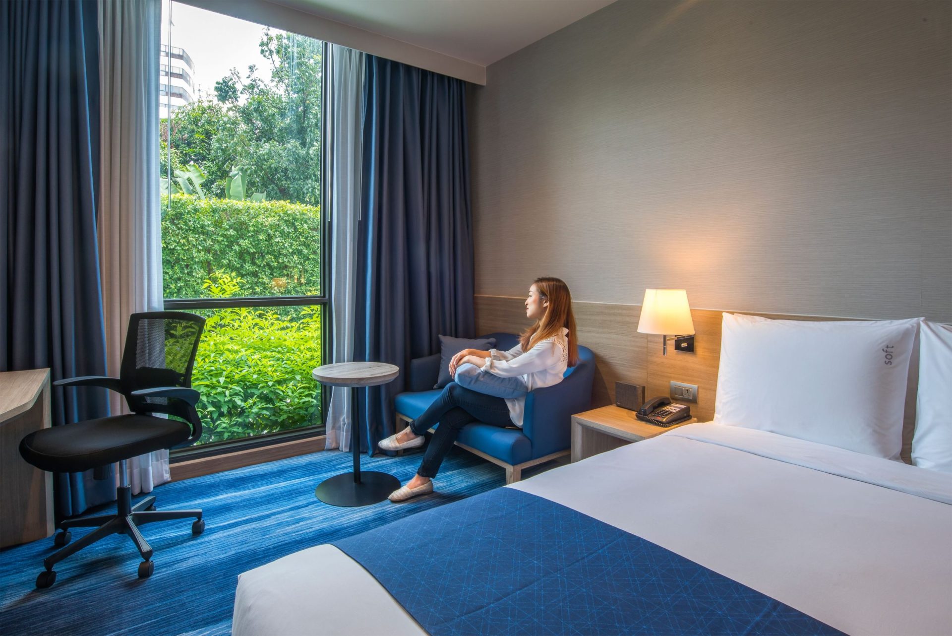 Holiday Inn Express Bangkok Soi Soonvijai 8
