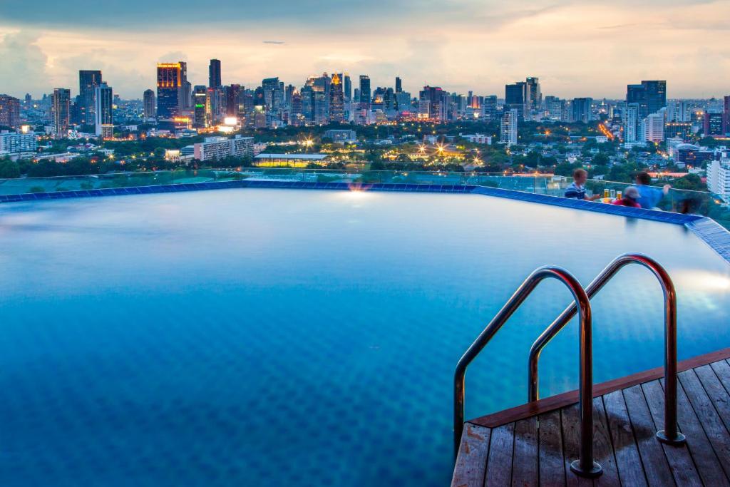 Studio Executive (Twin or King Bed) 7