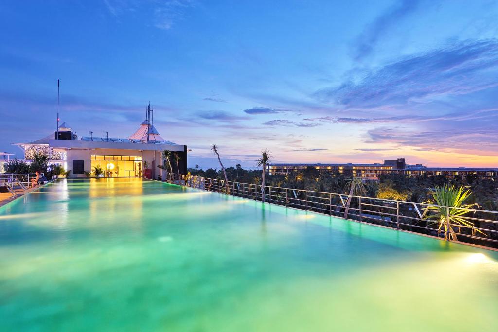 de Vins Sky Hotel Seminyak 16