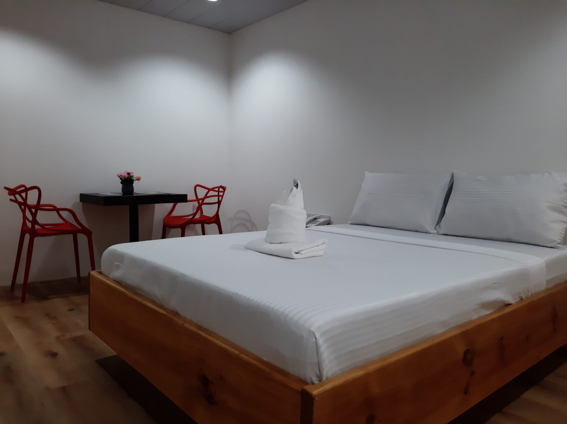 M LILOAN PENSION HOUSE 9