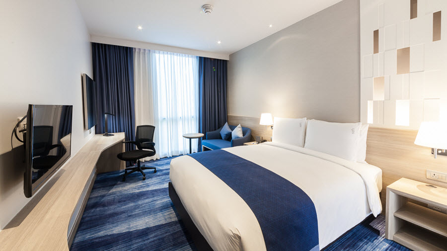 Holiday Inn Express Bangkok Soi Soonvijai