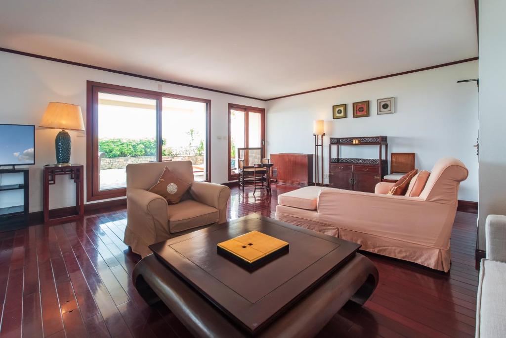 Saigon Domaine Luxury Residences 35
