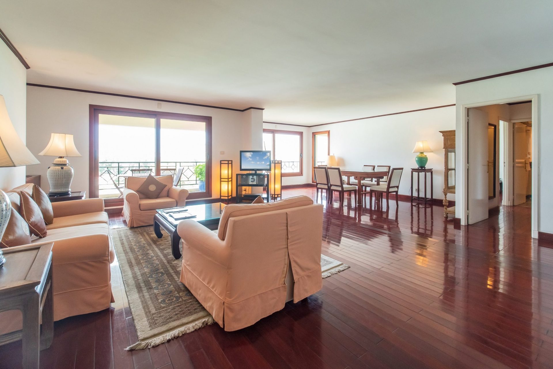 Saigon Domaine Luxury Residences 17