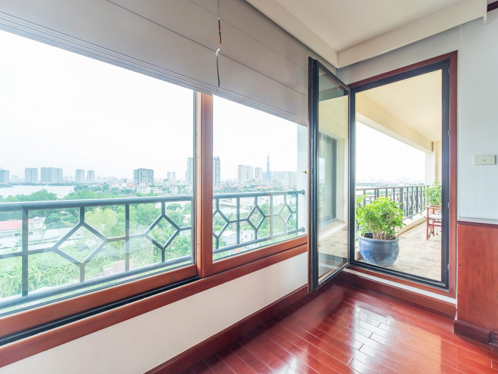 Saigon Domaine Luxury Residences 27