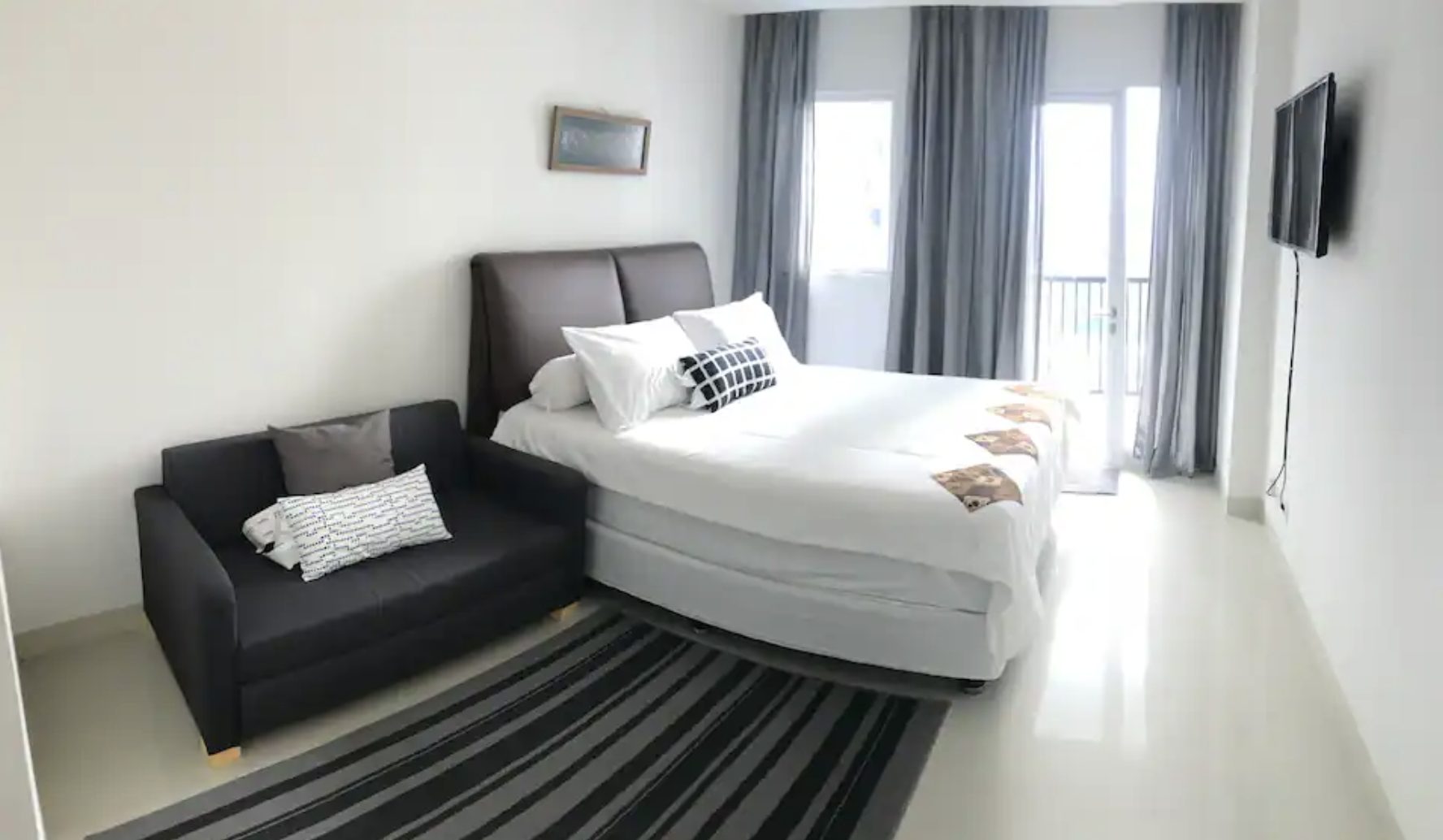 Signature Park Grande The Light Tower