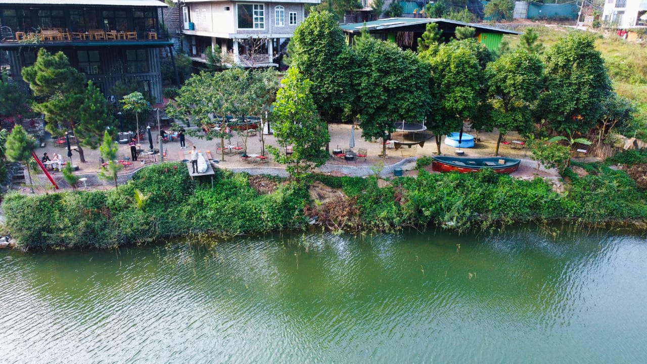 GISY Lake House 9