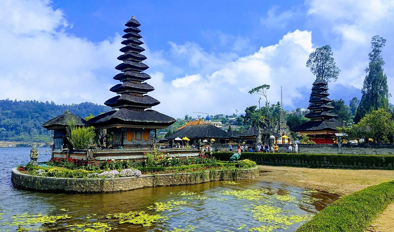 Enjoying Bali on a Budget: A Day-Use Hotel Guide for Transit Travelers