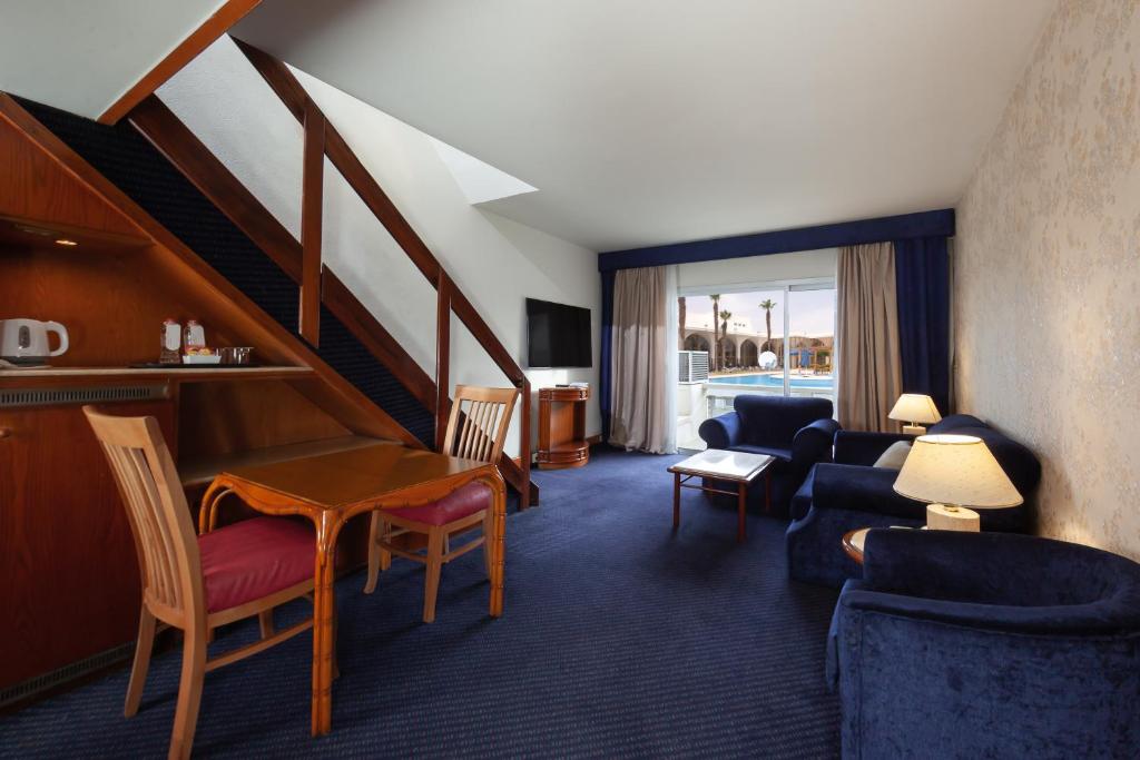 Pyramids Park Resort Hotel 4