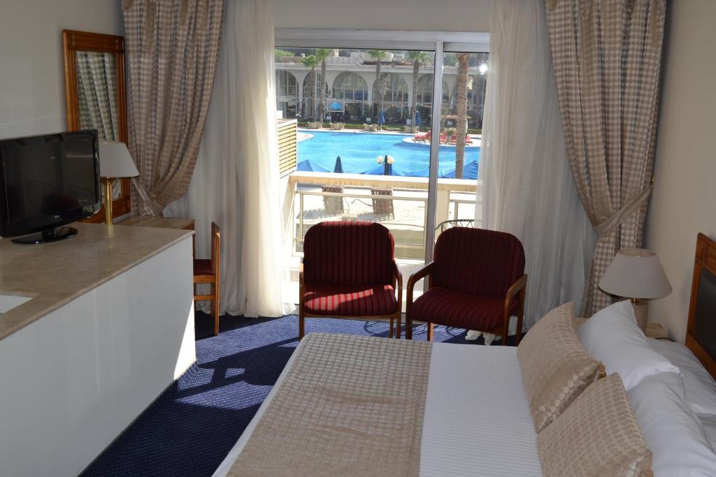 Pyramids Park Resort Hotel 7