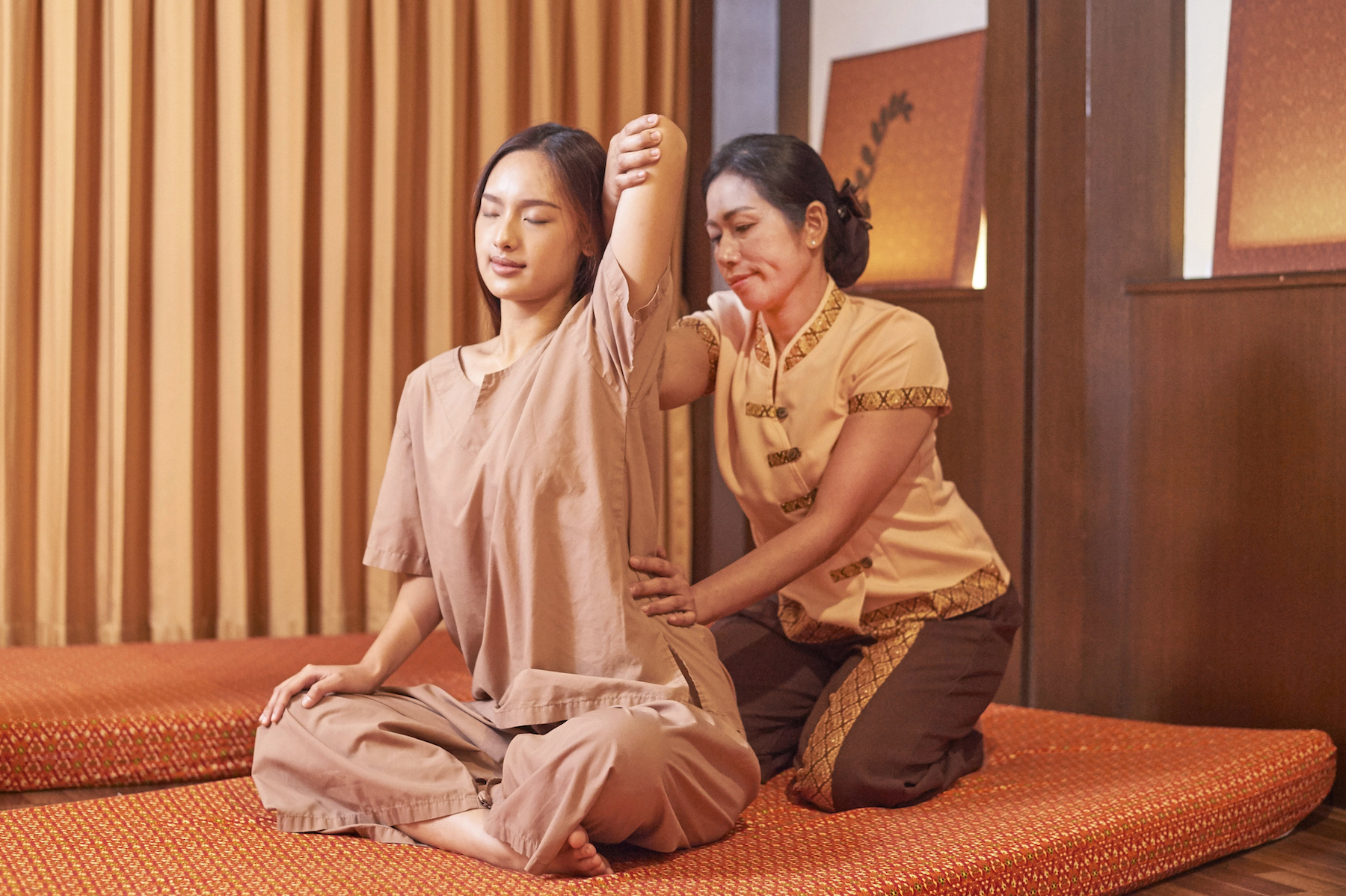 Reset Your Entire Body with a Thai Massage During Transit!