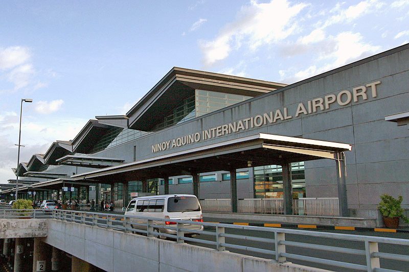 Manila Airport Challenge: Can’t Leave Until You Catch a Fish in Manila Bay During Transit!