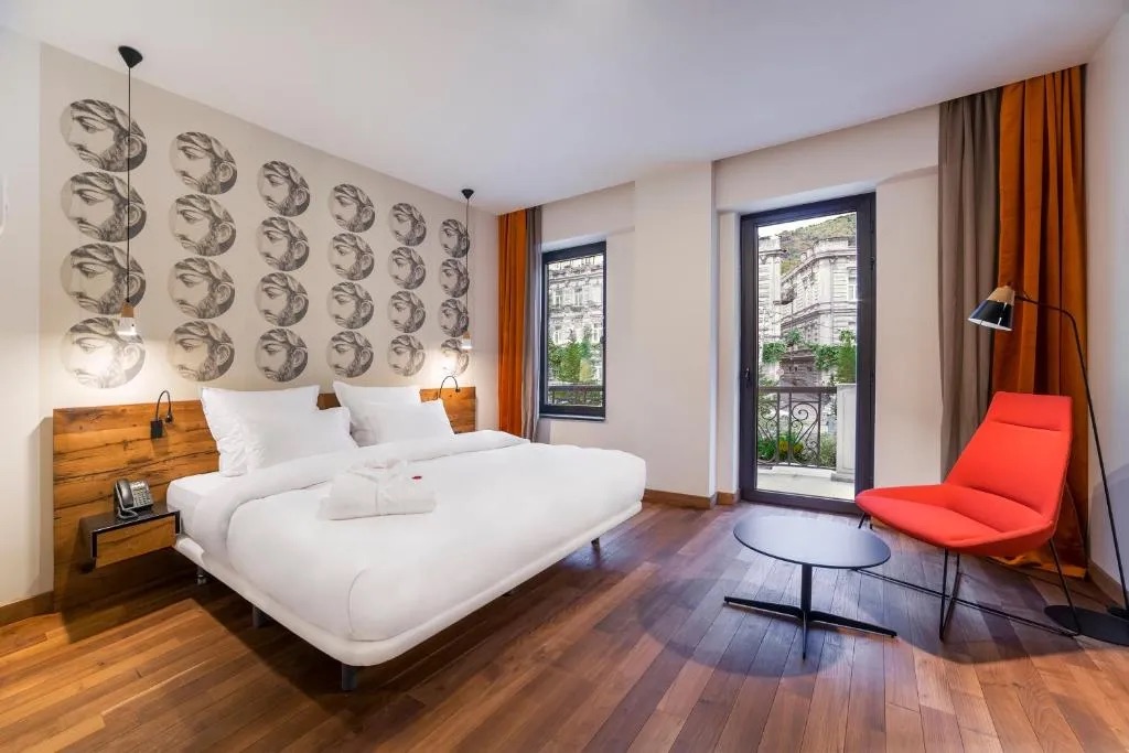 Shota @Rustaveli Boutique Hotel