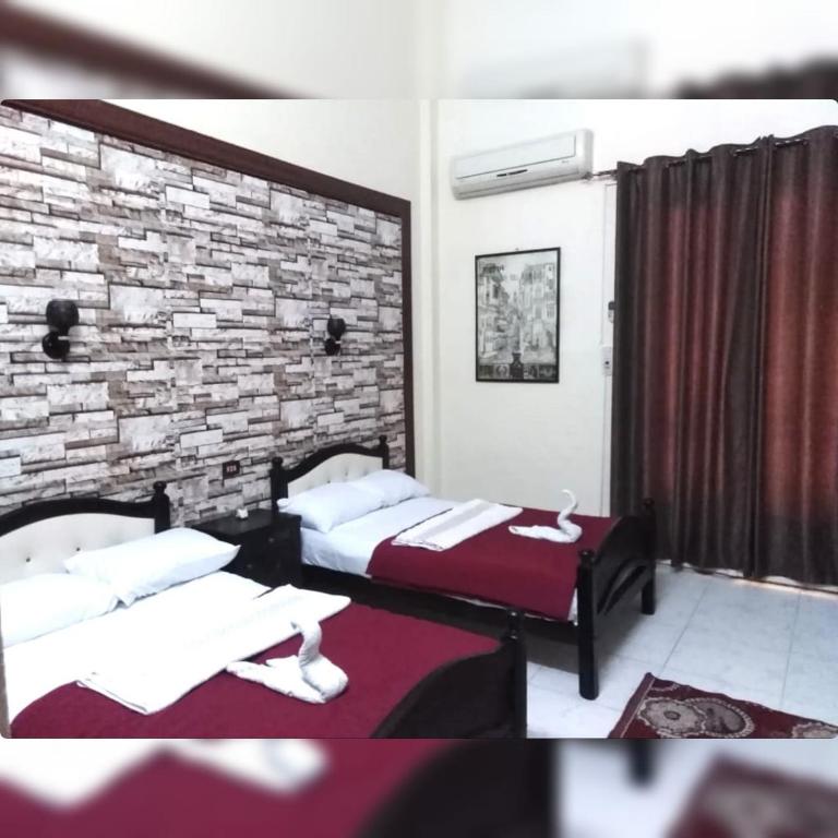 New Palace Hotel 3