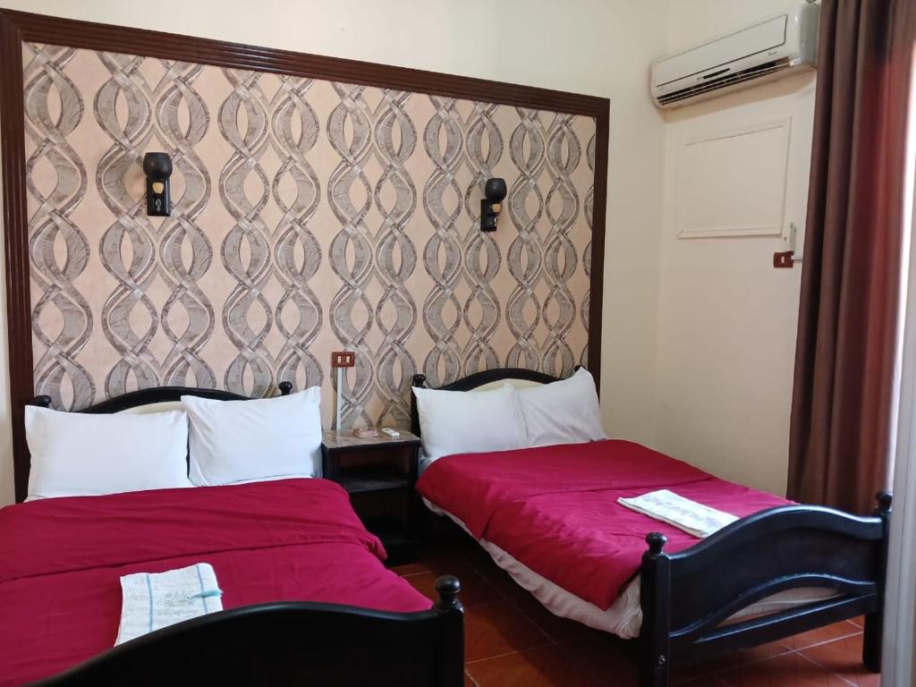 New Palace Hotel