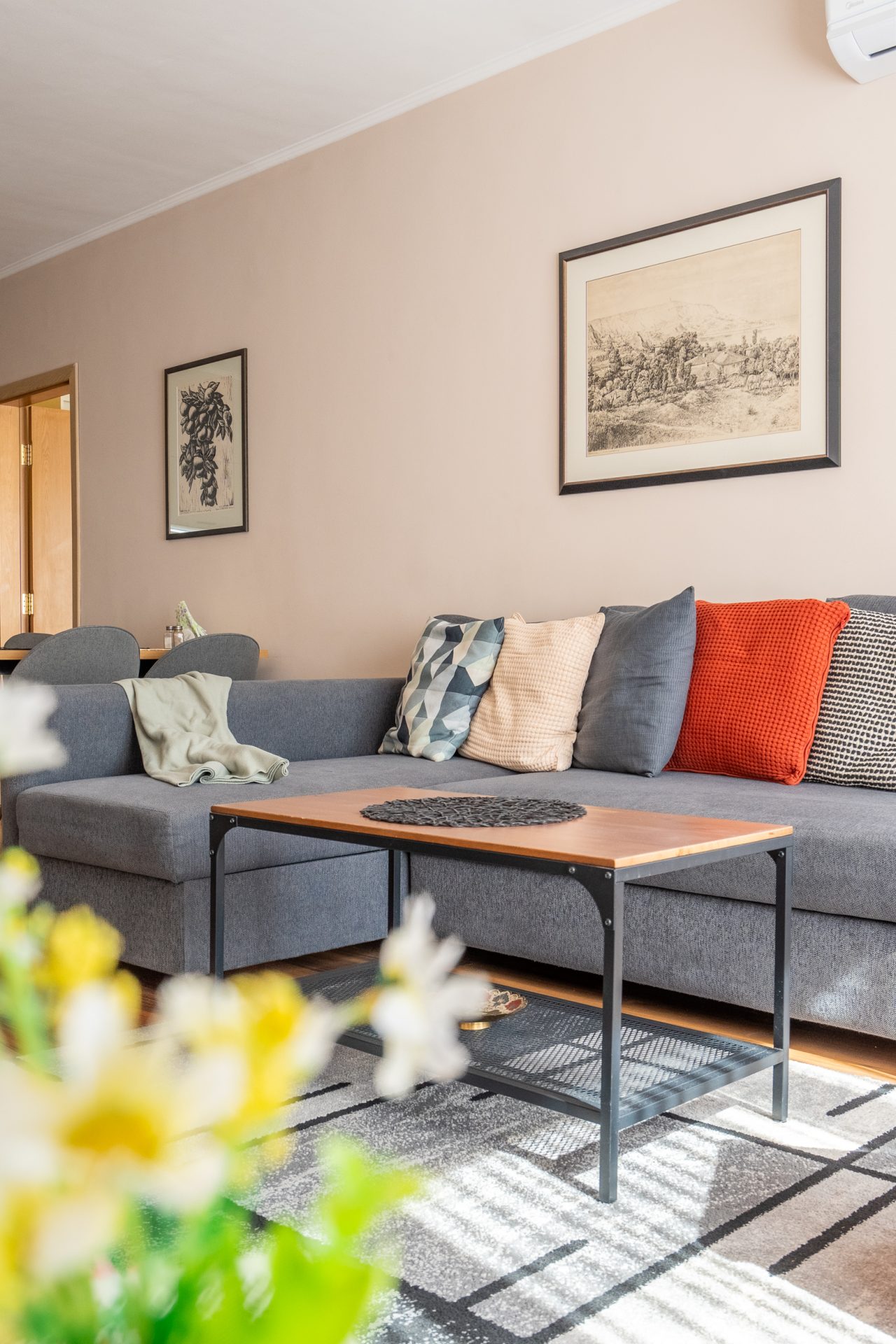 Allure And Elegant Central Apartment 14