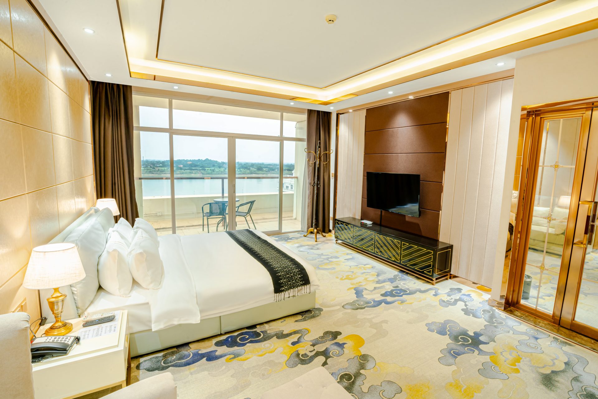 Executive Suite Mekong View 5