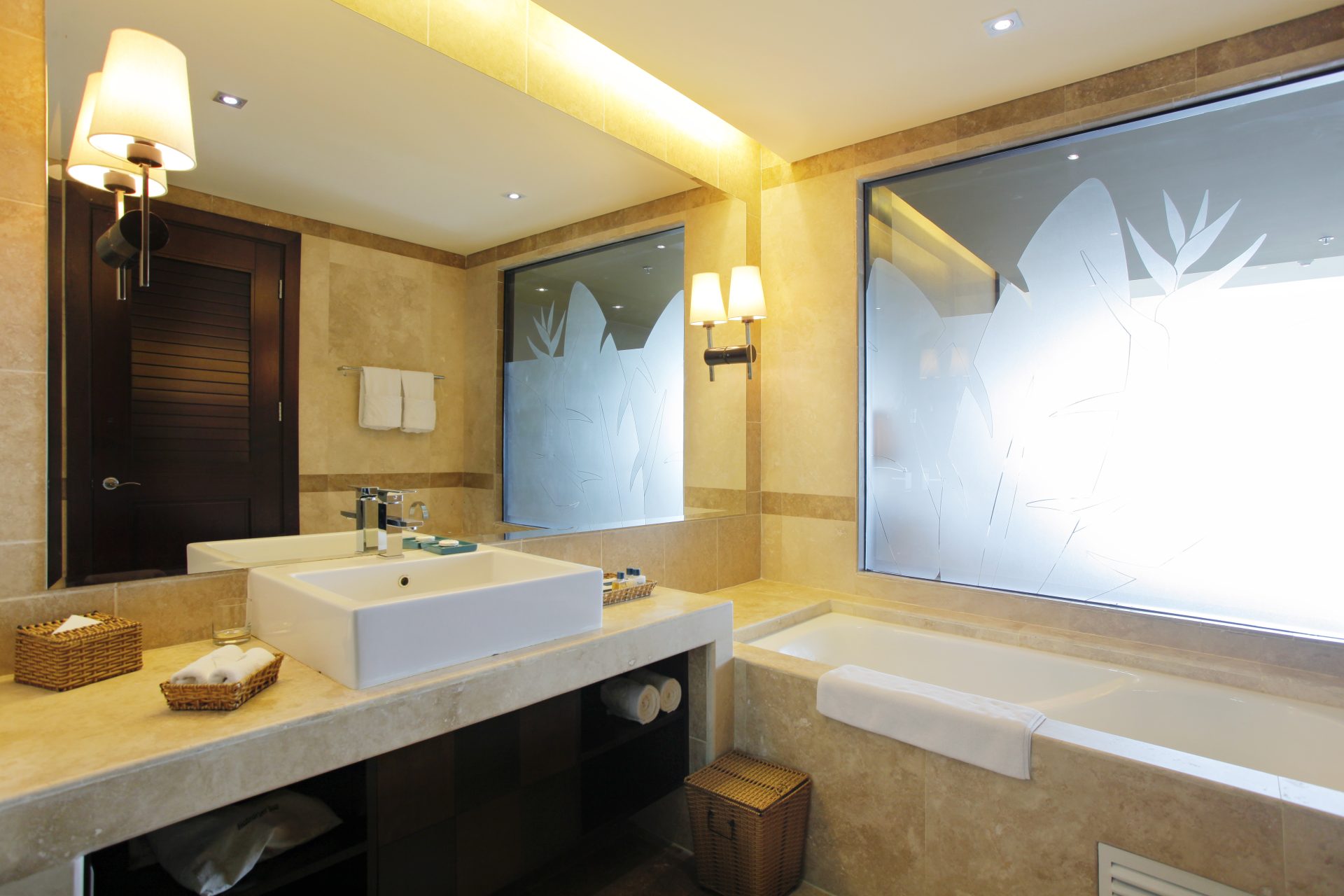 Olalani Resort & Condotel 3