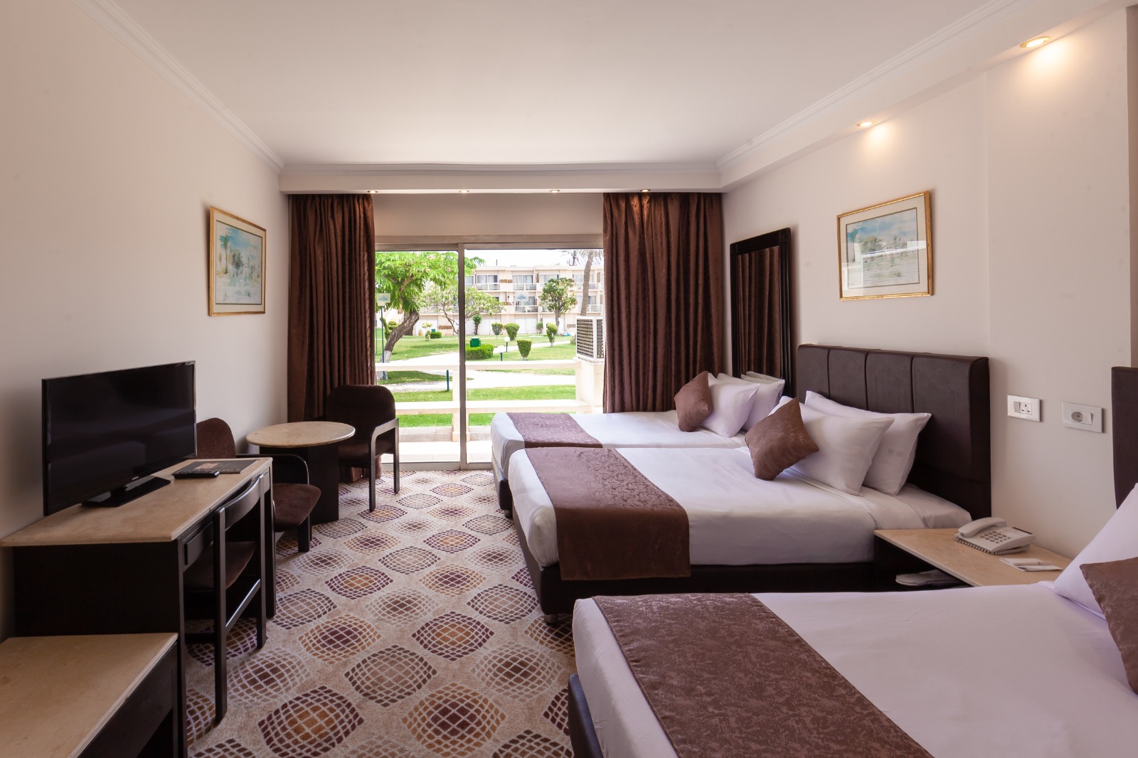 Pyramids Park Resort Hotel 39