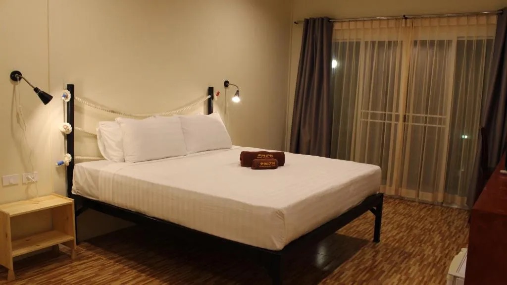 Standard Double or Twin Room 2