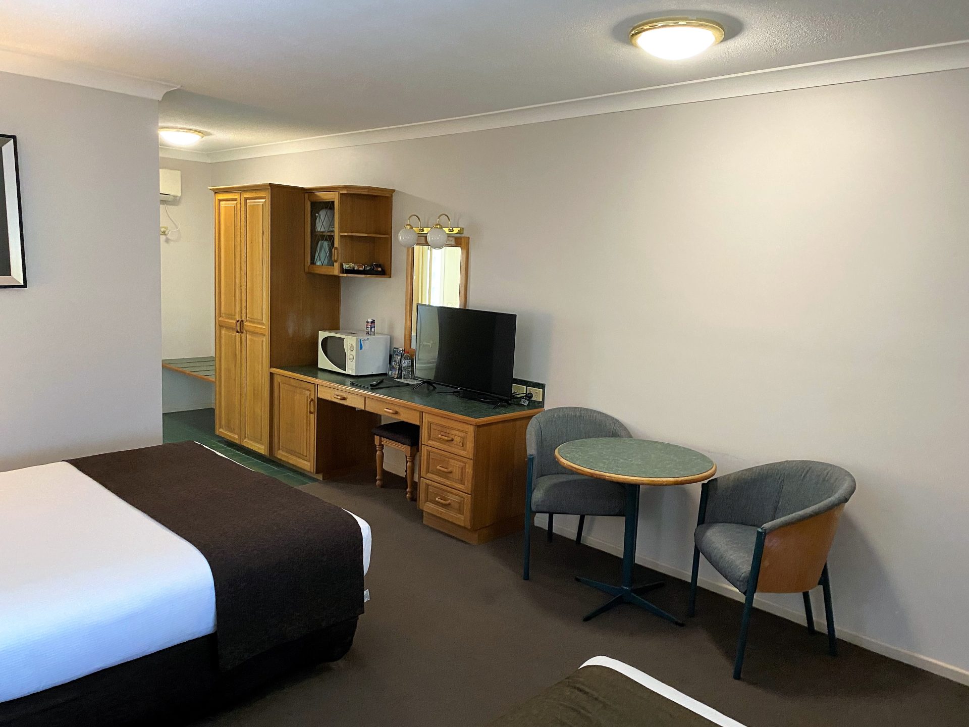 Puffers Inn 13