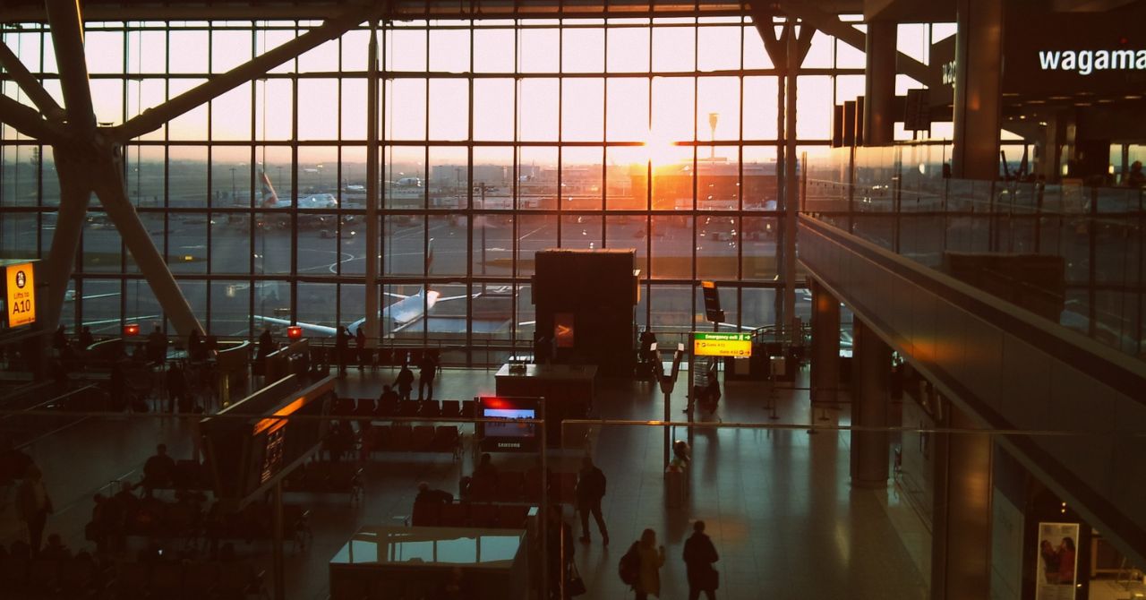 Manila Layover Guide: Best Day-Use Hotels for Rest Between Flights