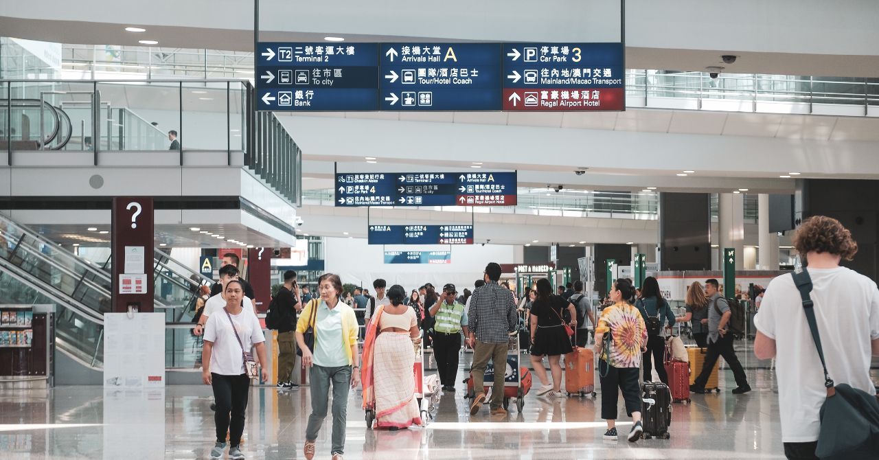 Layover Manila: How to Make the Most of Your Transit Time with Day-Use Hotels