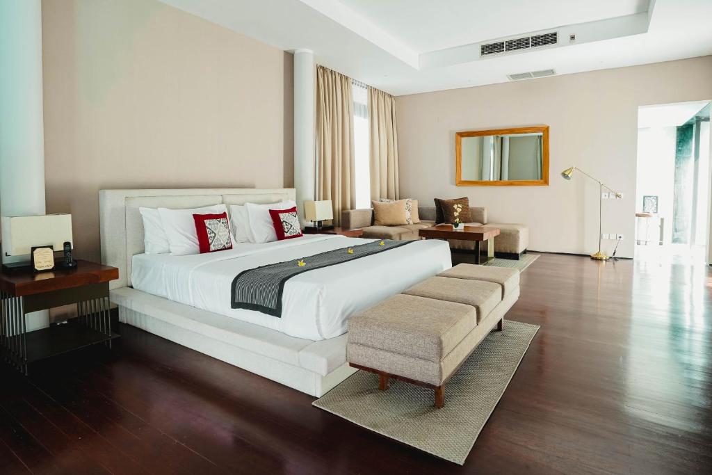 Javana Royal Villas 5
