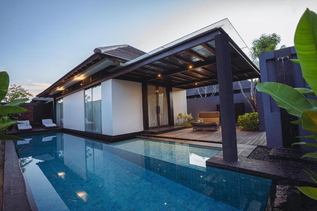 Javana Royal Villas 10