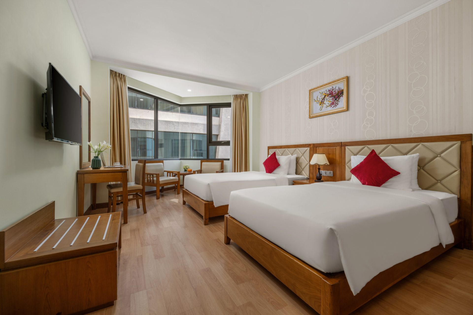 Serene Beach Danang Hotel 10