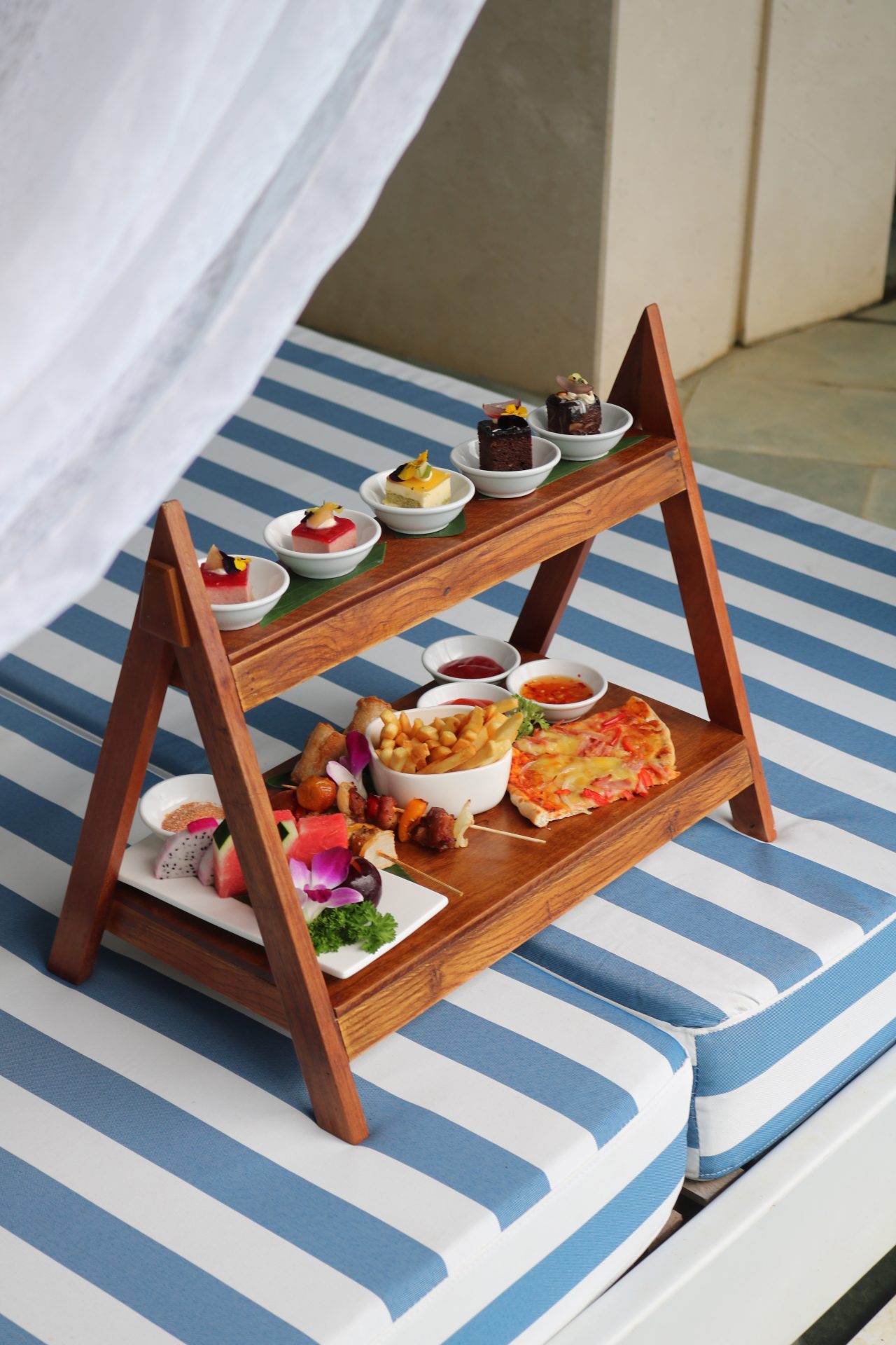 Holiday Beach Hotel Danang 22