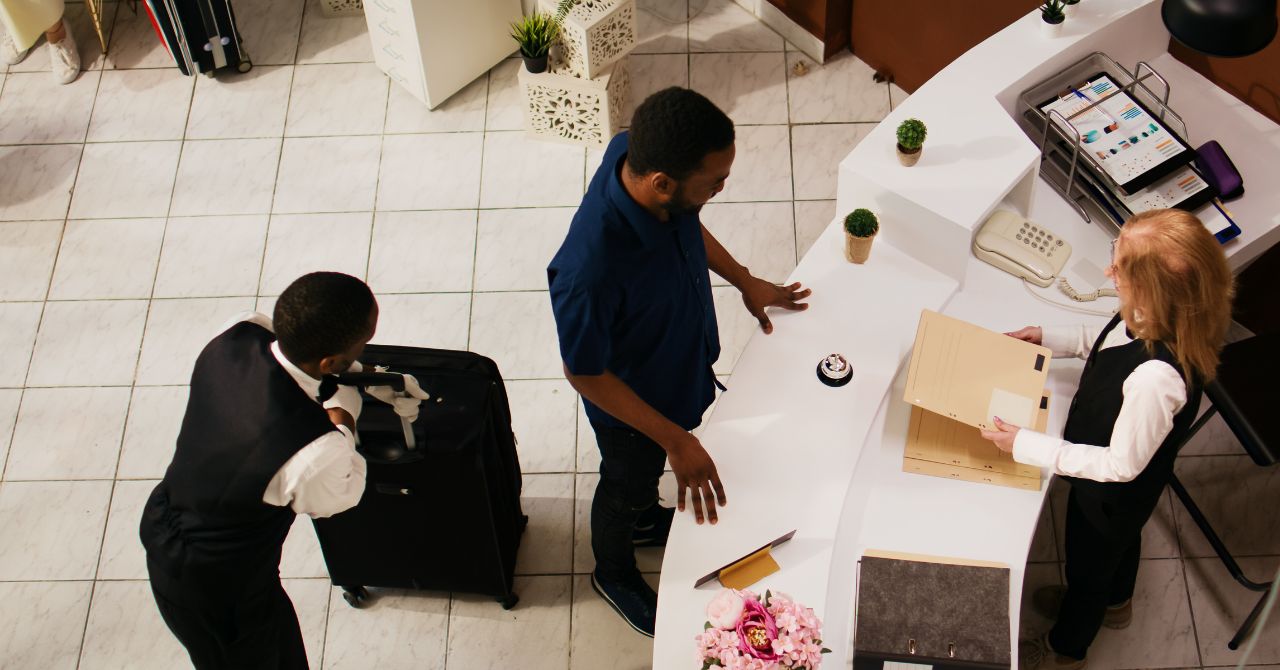 Why Day Use Hotels Are Perfect for Transit Travelers in India