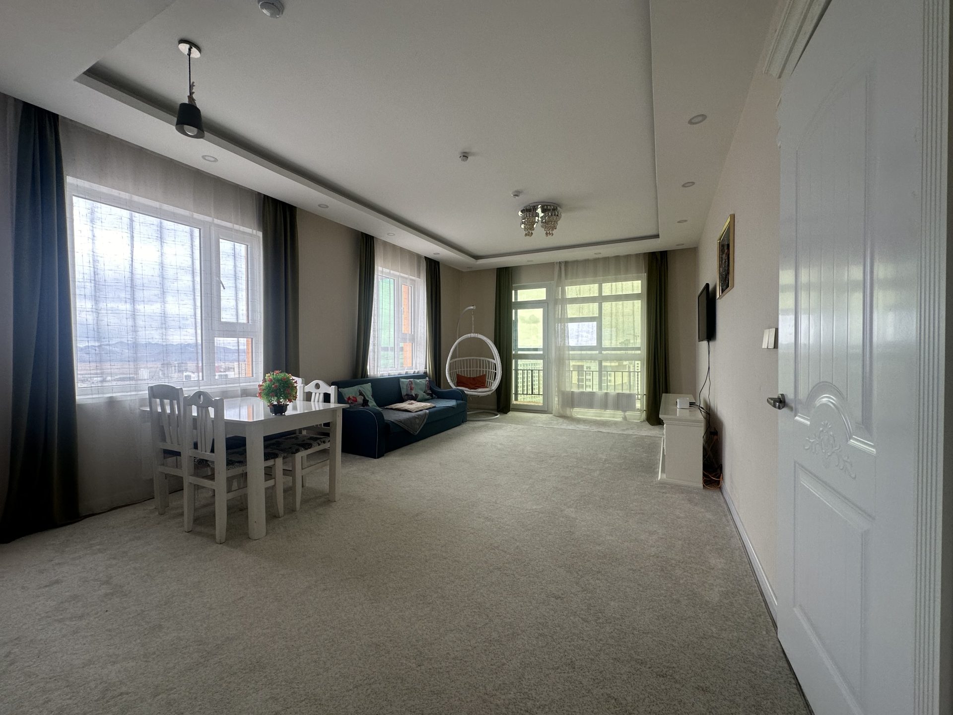 Eagle Town Standard Apartment 4