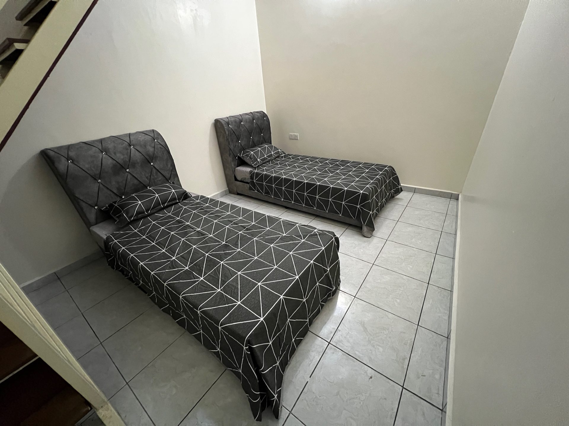 D’Lanjut KLIA Agro Transit Hostel 5