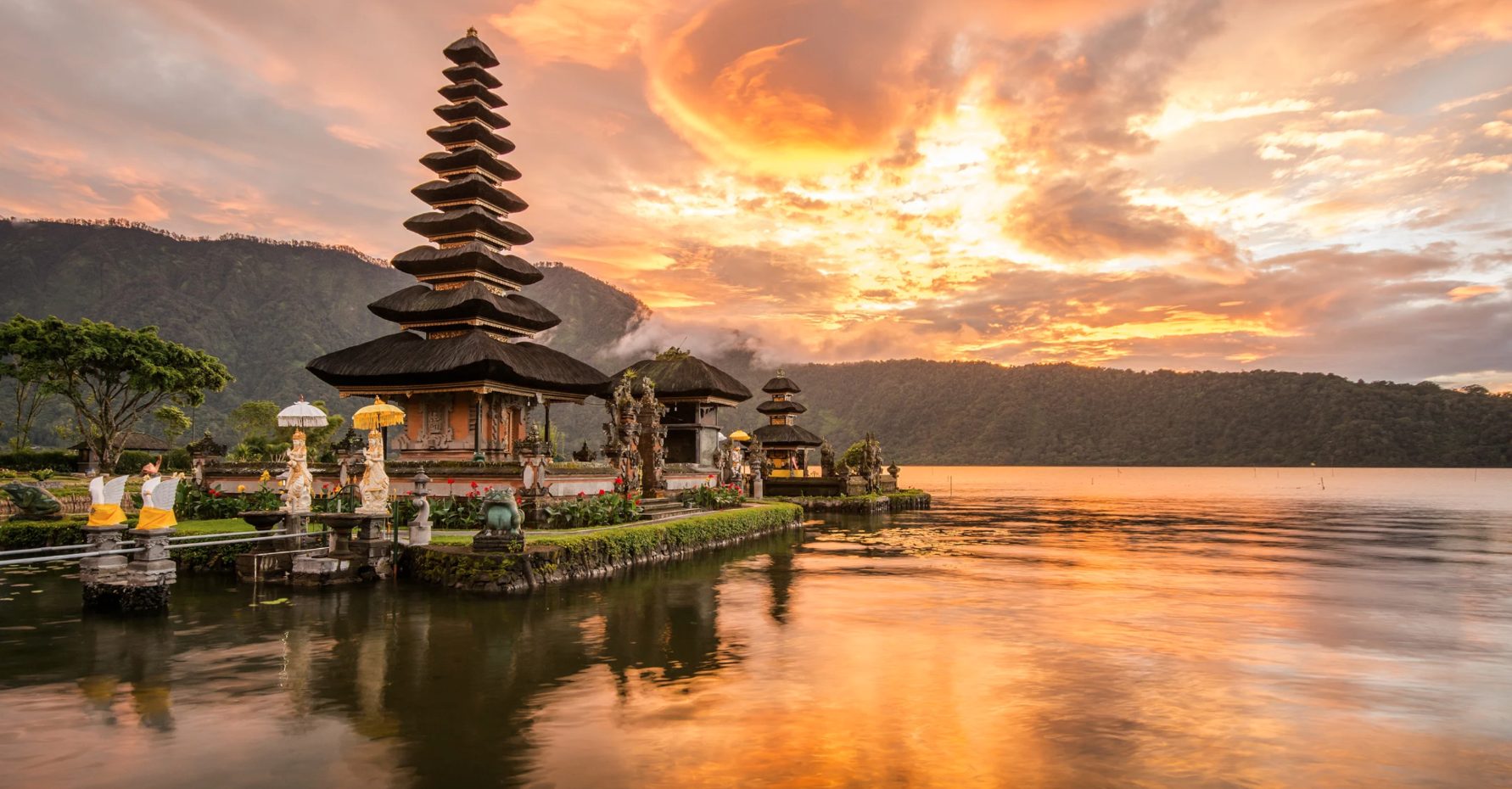 The Ultimate Bali Transit Guide: What to See and Do