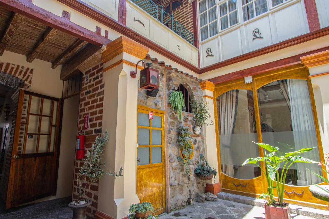 Old Town Quito Suites 9