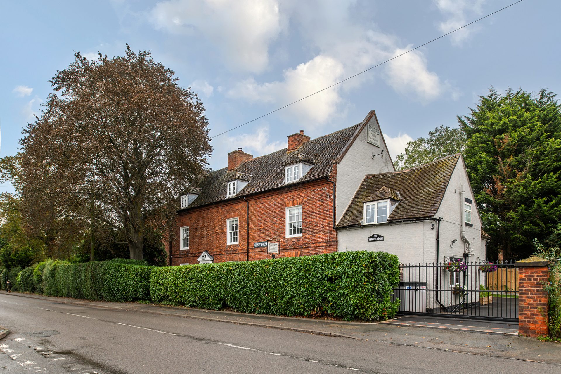Springfield House B&B – Deluxe Double Room 7