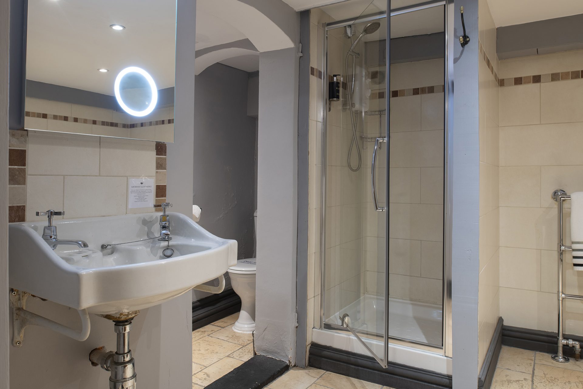 Springfield House B&B – Deluxe Double Room 4