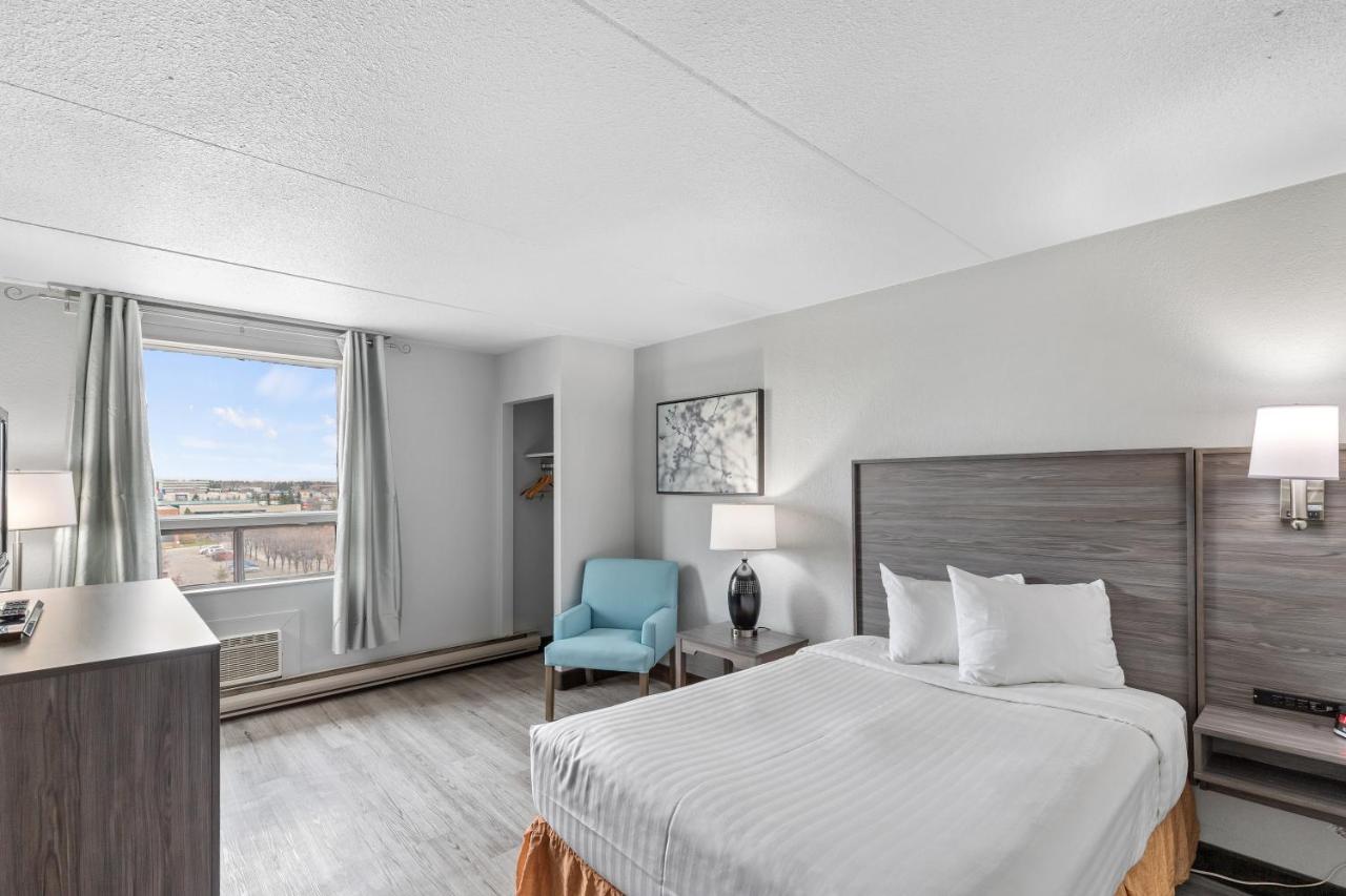 Emerald hotel & Suites 2