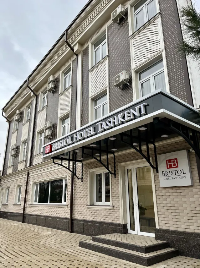 Bristol Hotel Tashkent 35