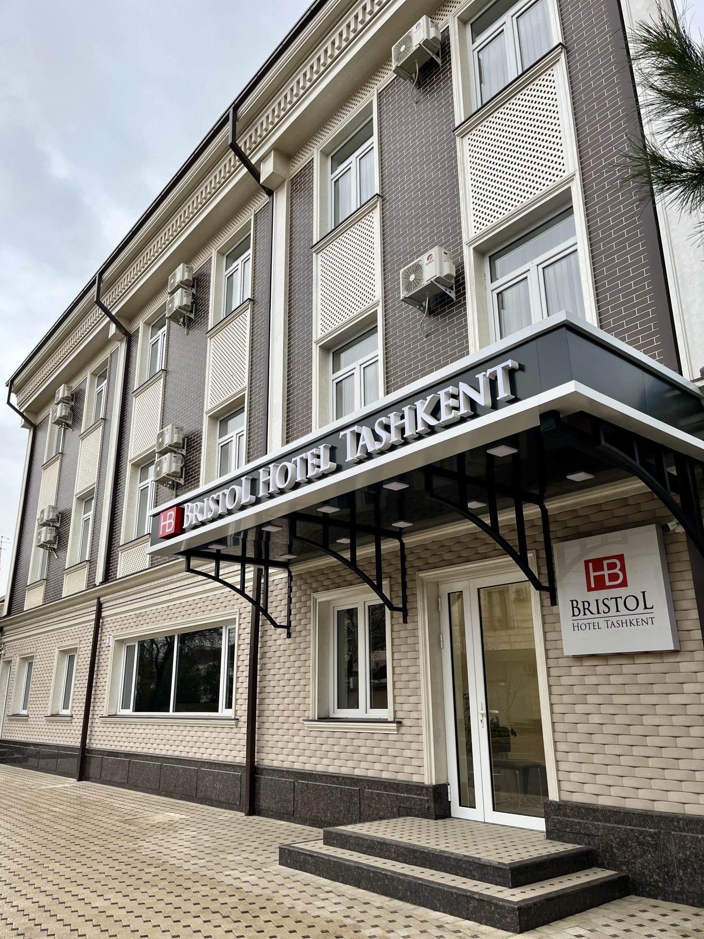 Bristol Hotel Tashkent 8