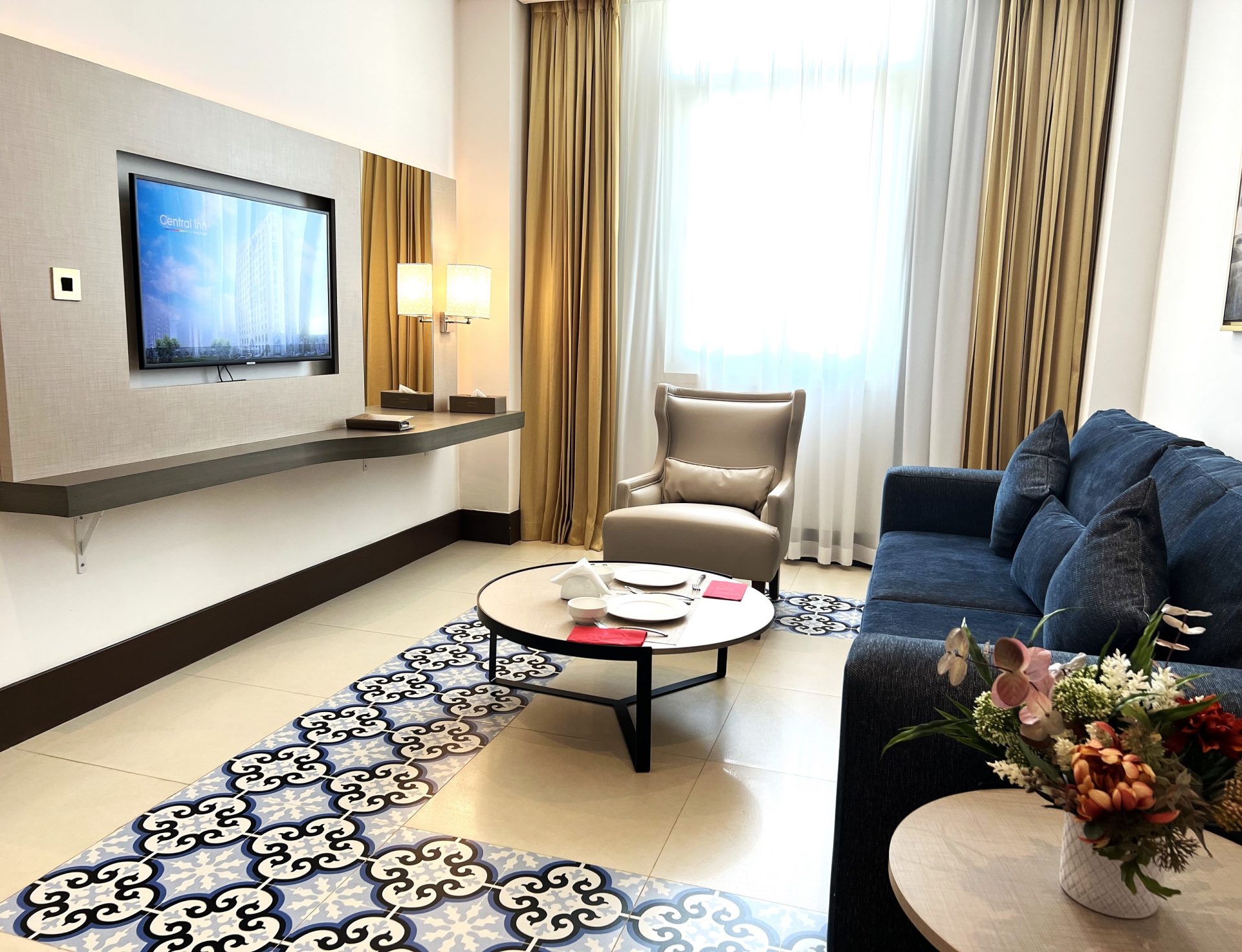 Central Inn Souq Waqif 14