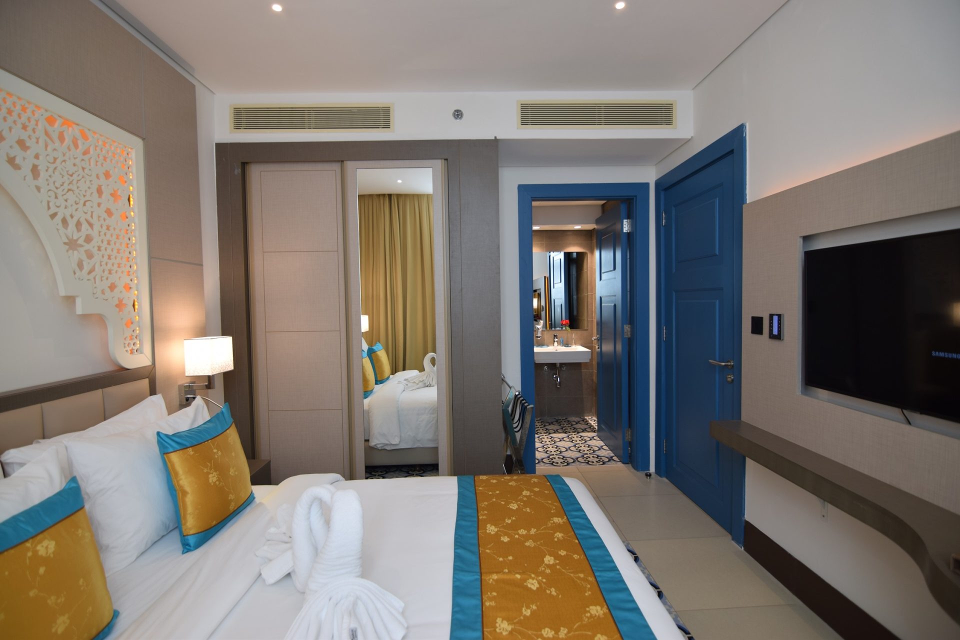 Central Inn Souq Waqif 20