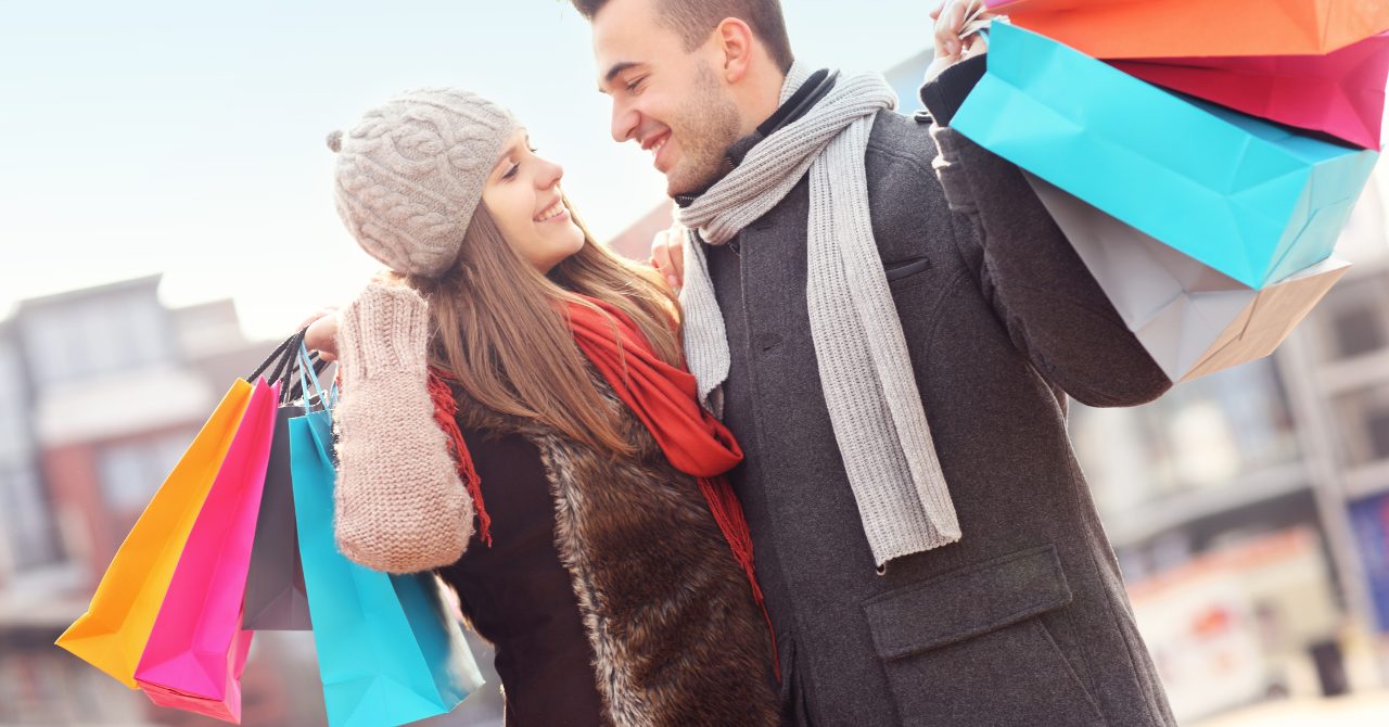How to Enjoy Colombo Shopping on a Long Layover for Couples