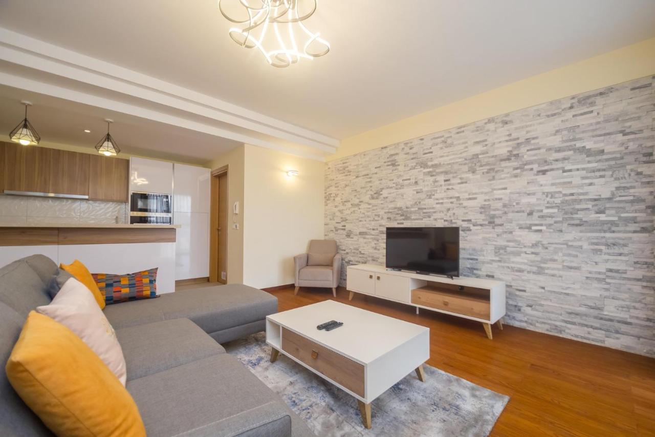Taarifa Suites