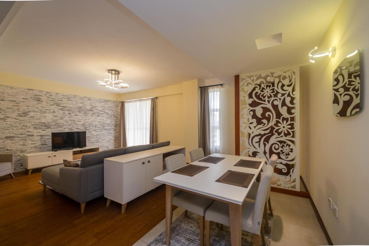 Taarifa Suites 8