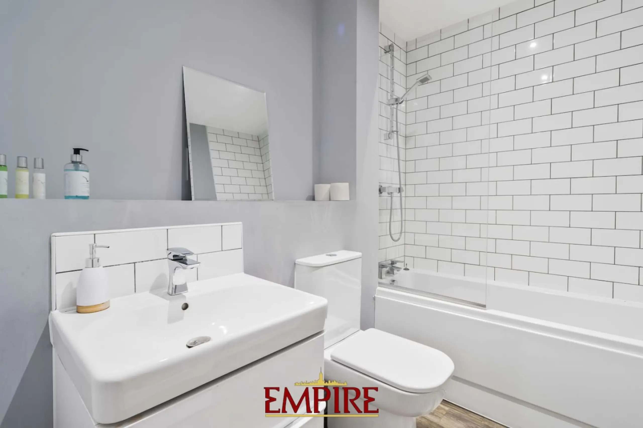 Empire Stay Limited 80