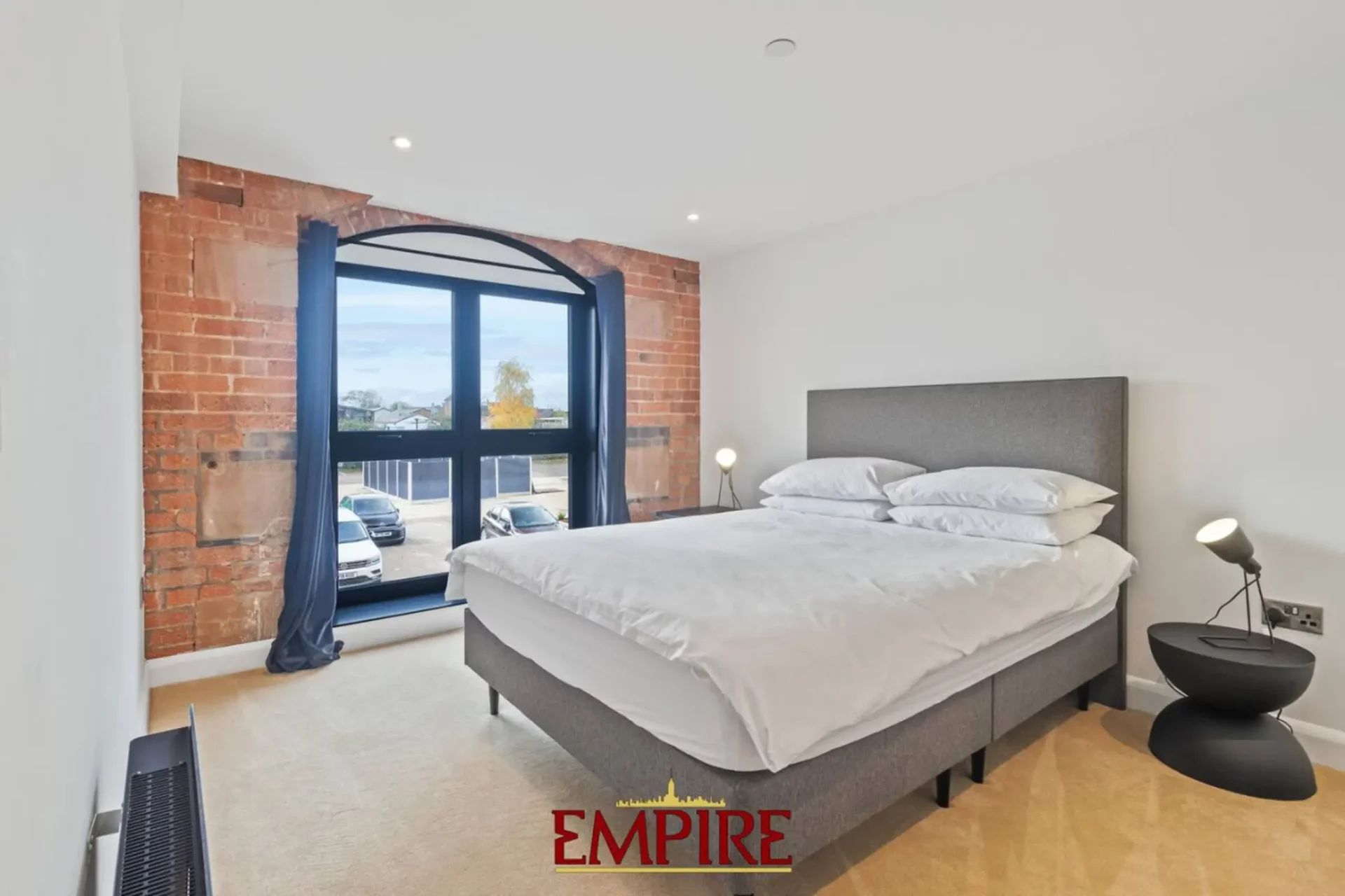 Empire Stay Limited 64
