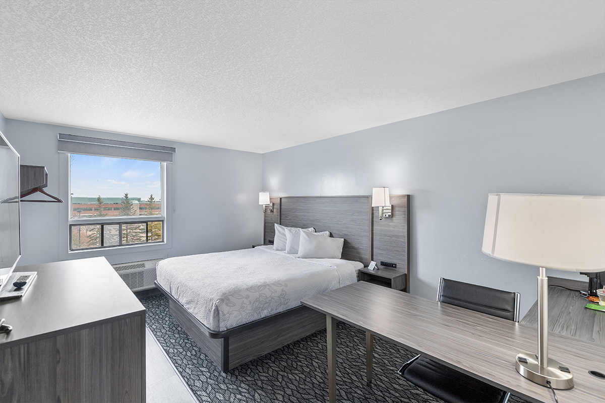 Emerald hotel & Suites 9