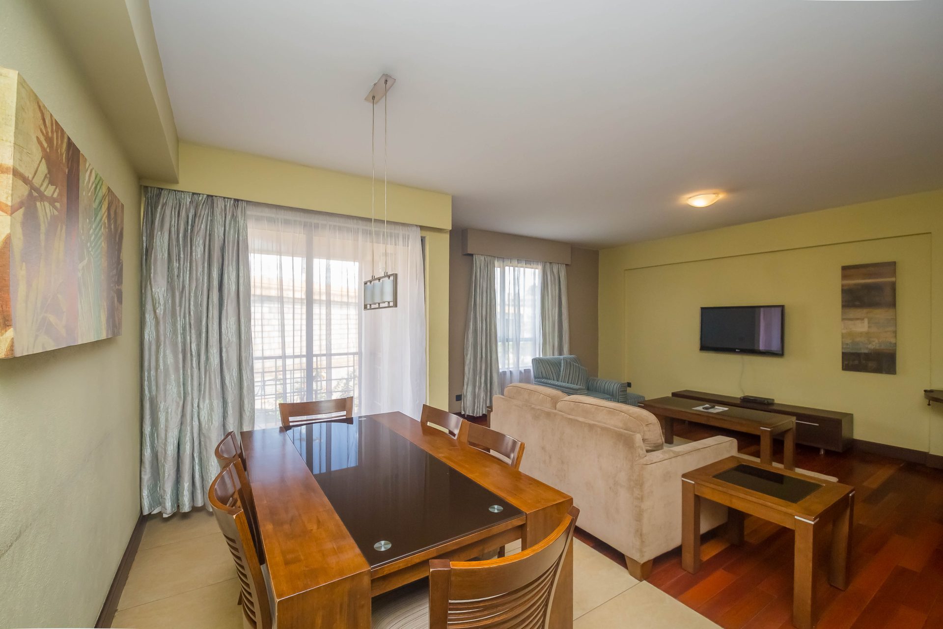 Taarifa Suites 23