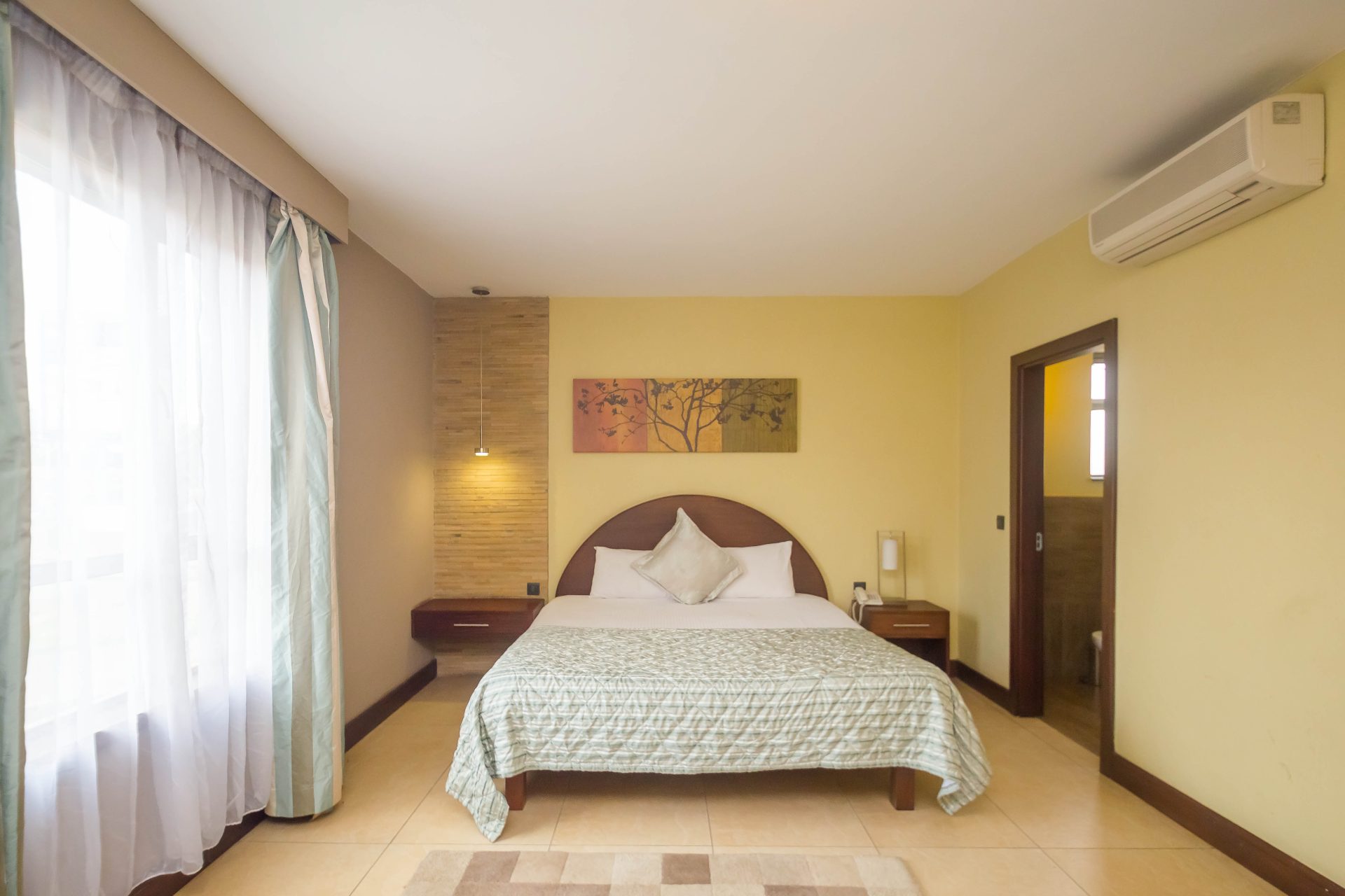 Taarifa Suites 75